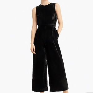 Sleeveless Velvet Jumpsuit